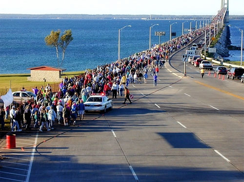 2000 Mackinac Bridge Walk