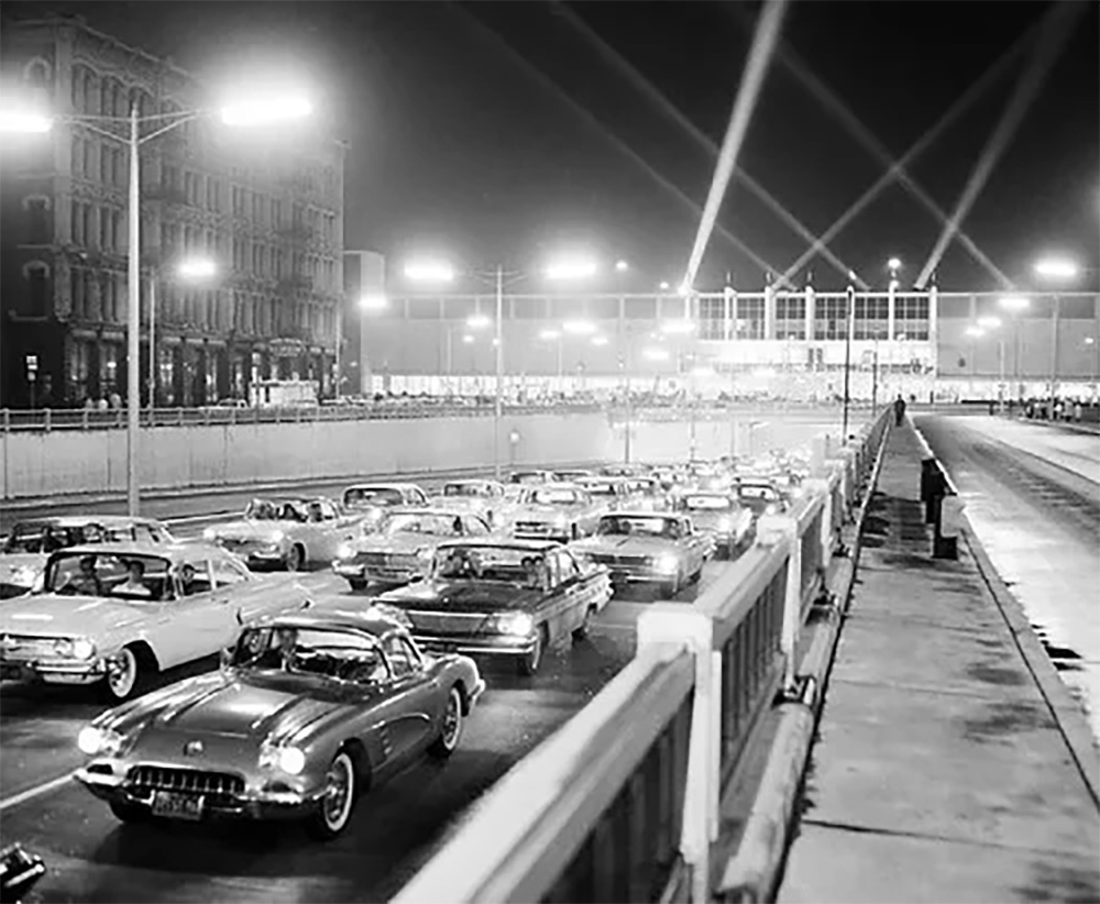 Traffic at the 1960 Auto Show by Hugo90
