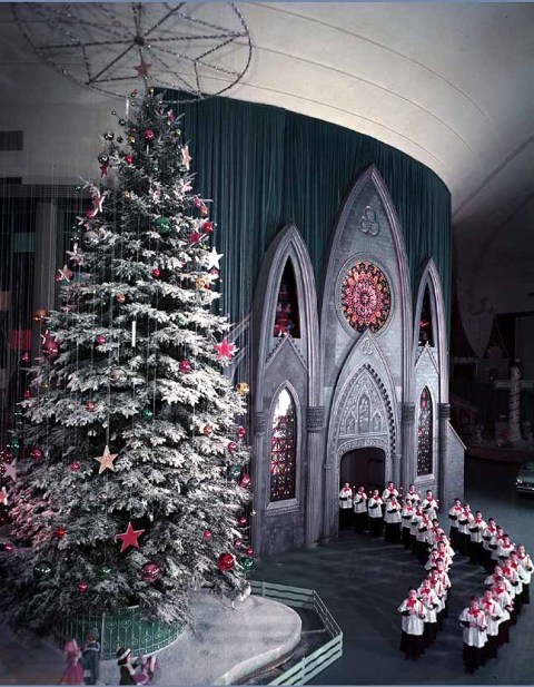 Ford Rotunda Building at Christmas 1961