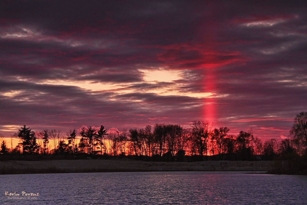 Sunset - Sun Pillar by Kevin Povenz