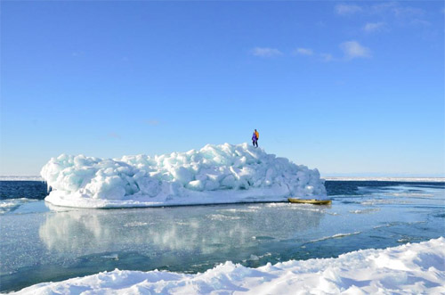 Good Hart Iceberg by the Outfitter