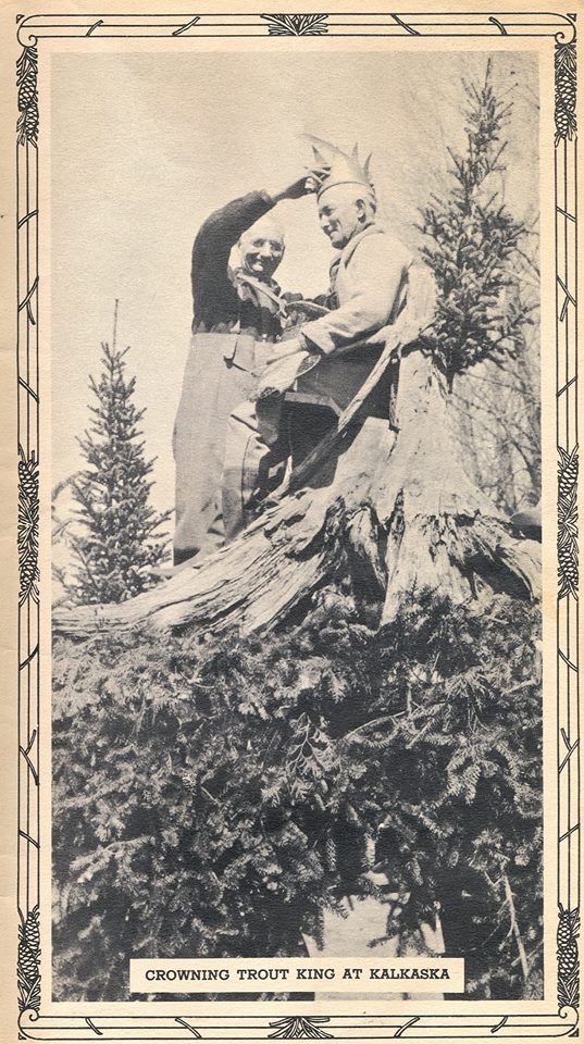 Crowning-the-Trout-King-by-UpNorth-Memories