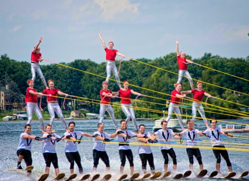 Spraymasters Closing Pyramid