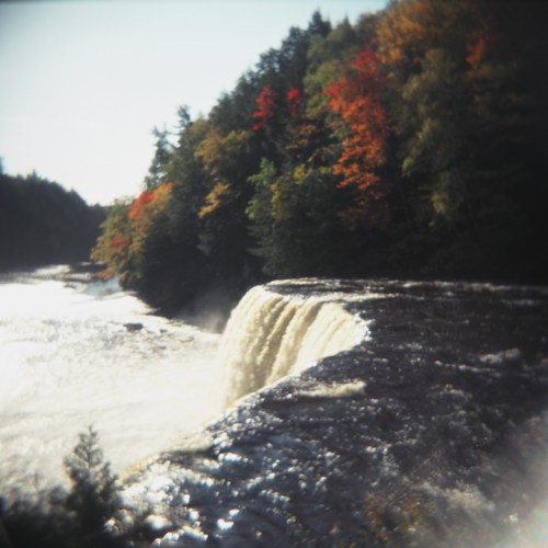 the brink - tahquanemon falls