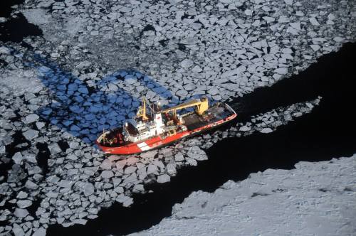 Icebreaking on the St Marys River