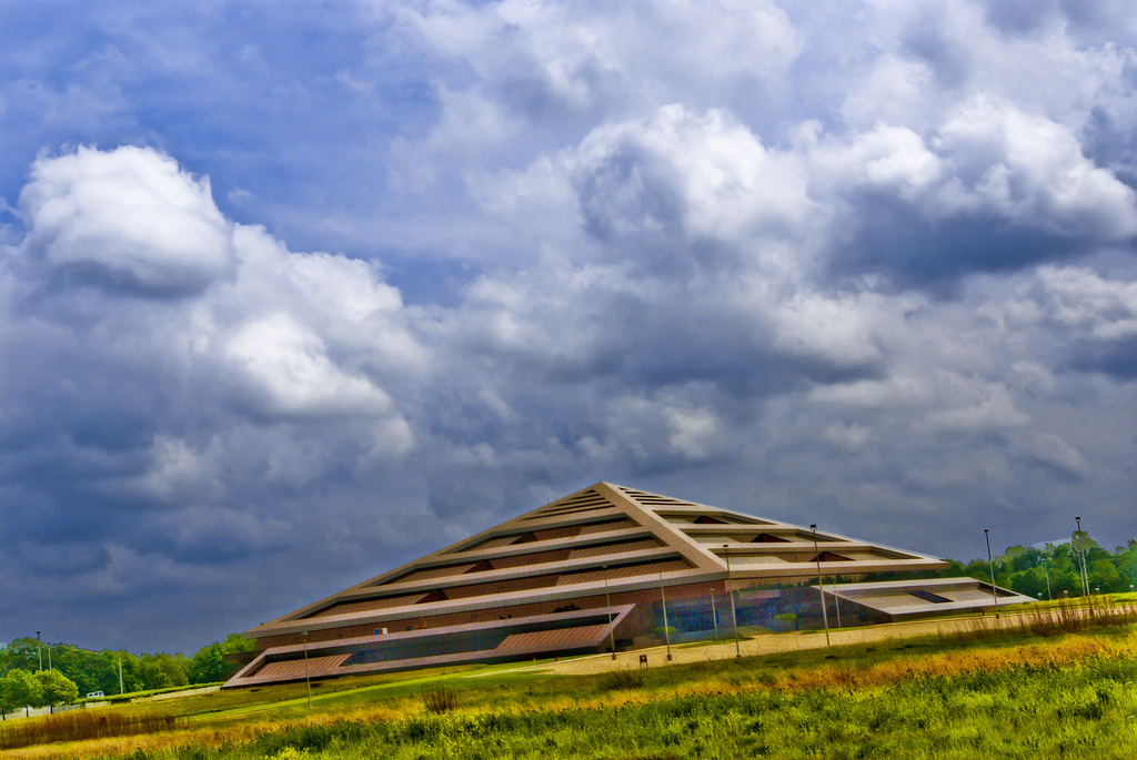 Steelcase Pyramid Grand Rapids Data Center
