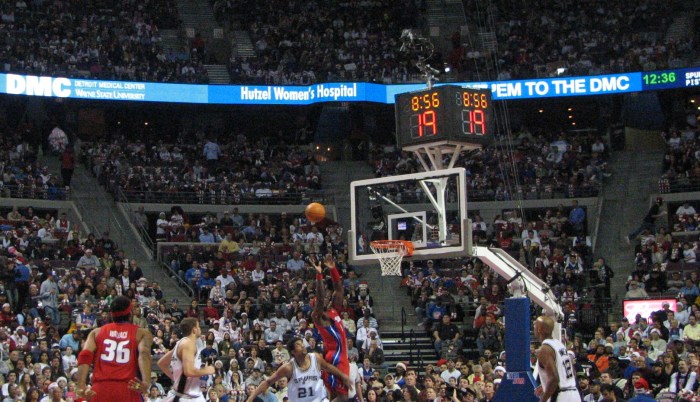 Rasheed Wallace to Ben Wallace Alley Oop