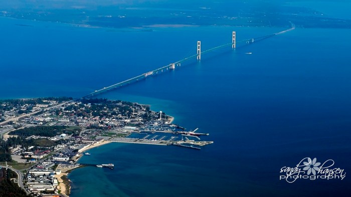Mackinaw-City-and-Mackinac-Bridge