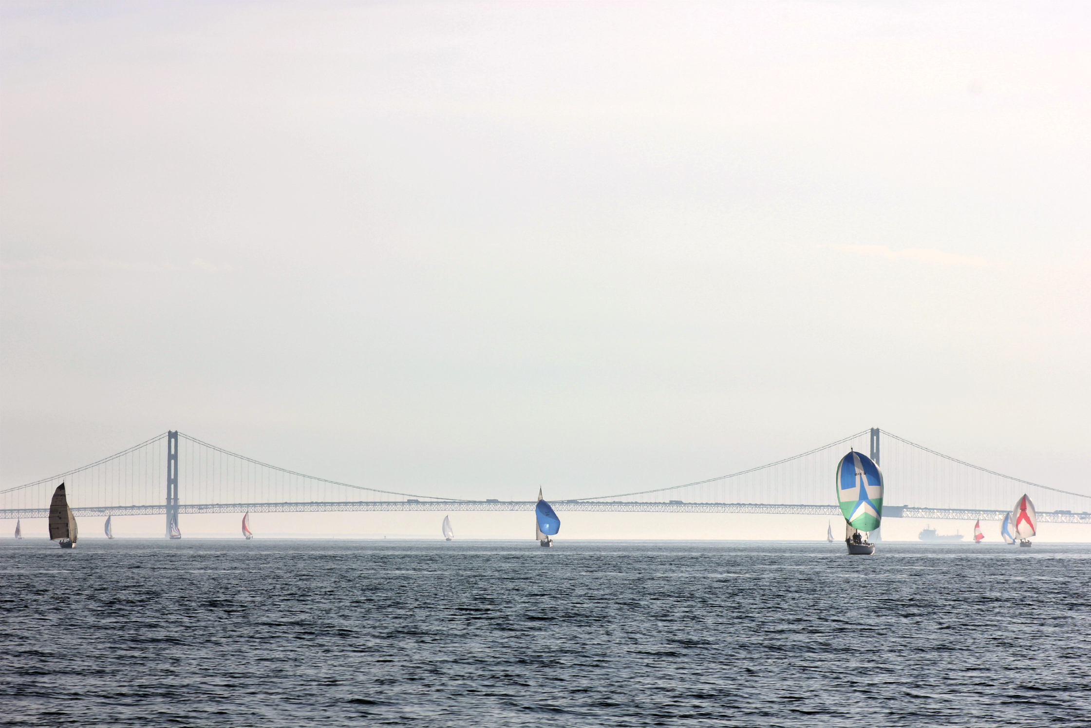 Chicago to Mac Sailboats & Mackinac Bridge