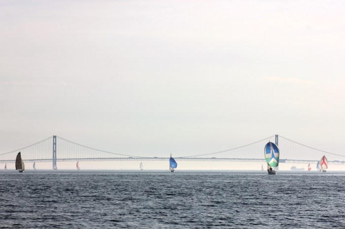 Chicago to Mac Sailboats & Mackinac Bridge