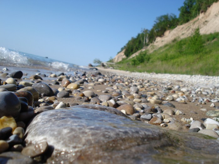 petoskey-stone-on-the-lake-michigan-waterline