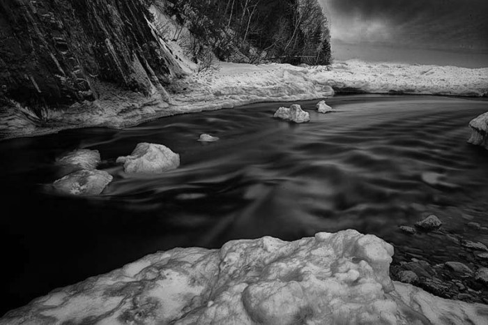 confluence-of-montreal-river-and-lake-superior