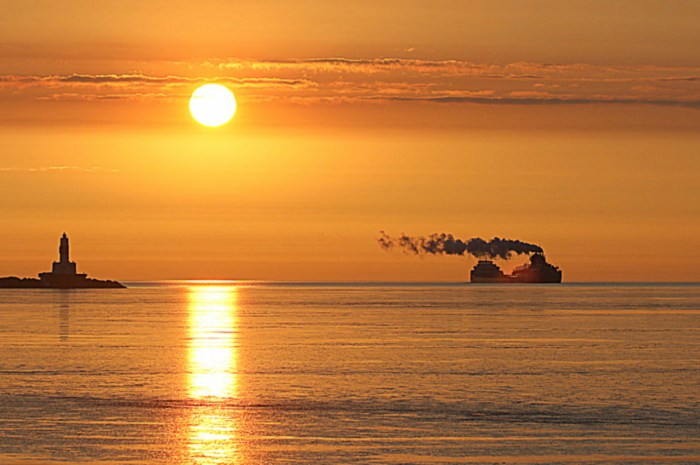 James L Oberstar leaving Marquette by Thom Skelding