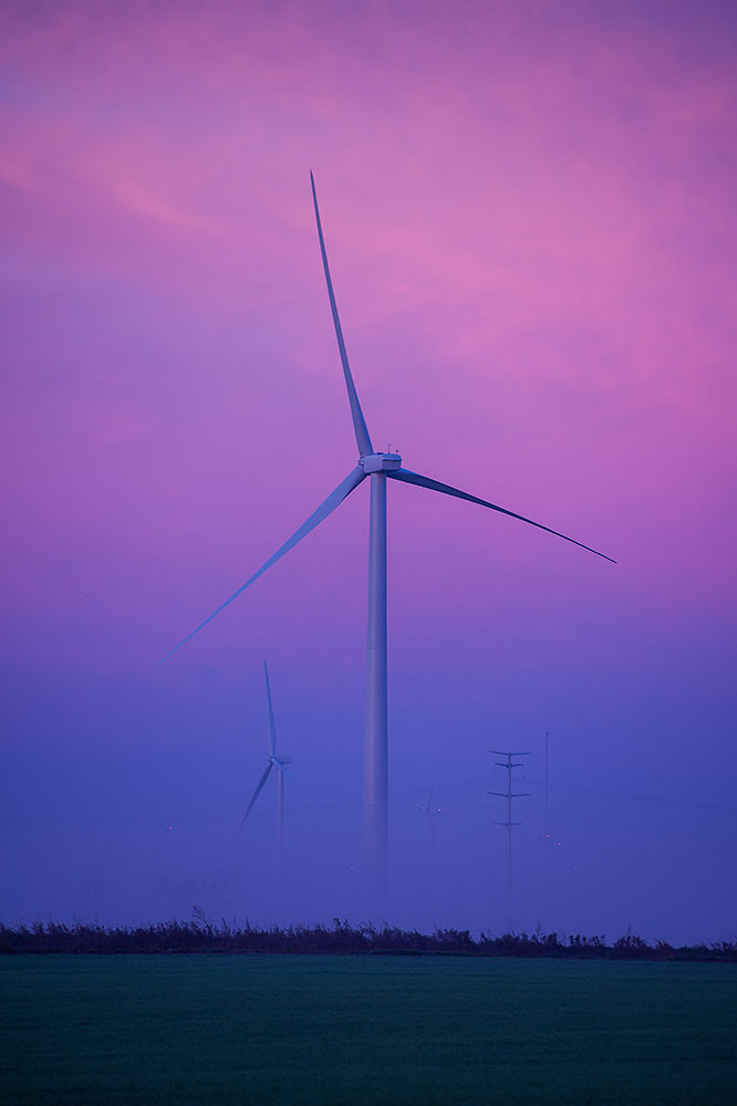 Morning sunrise, fod and a bit of wind by Jeff Caverly