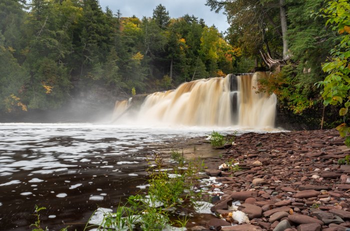 Manabezho Falls by malderink
