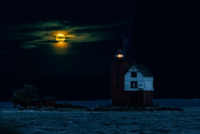 Round Island Light by Tom Clark