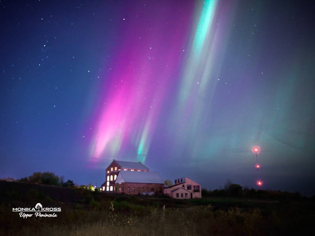 Northern Lights: Phone Edition by Monika Kross