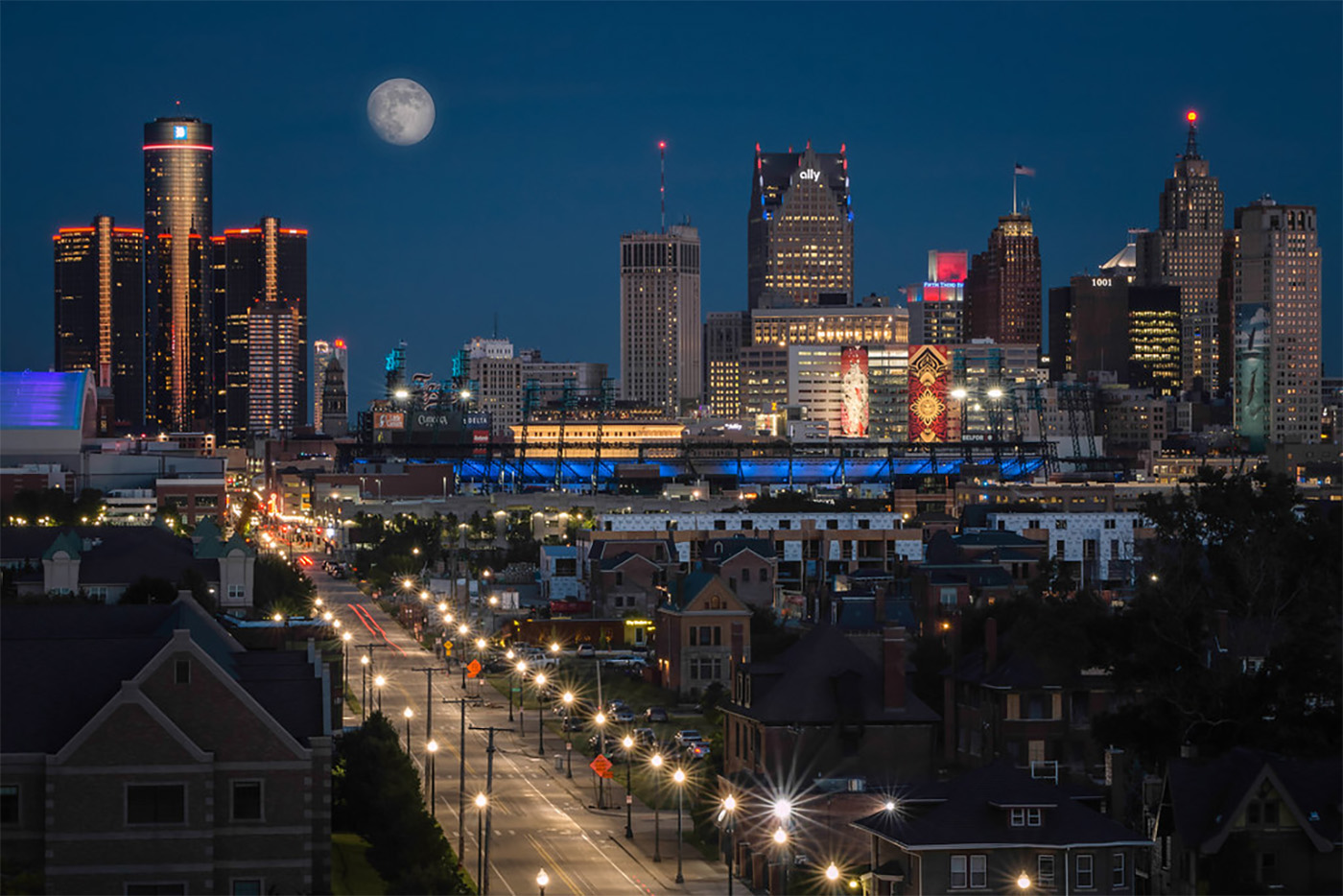 moon over Detroit by kare hav