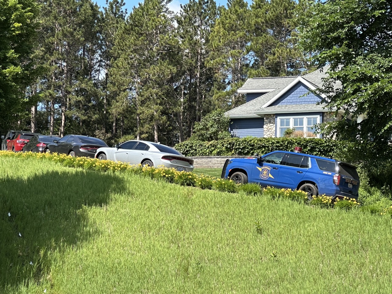 FBI Twin Flames Raid in Suttons Bay by Glen Arbor Sun