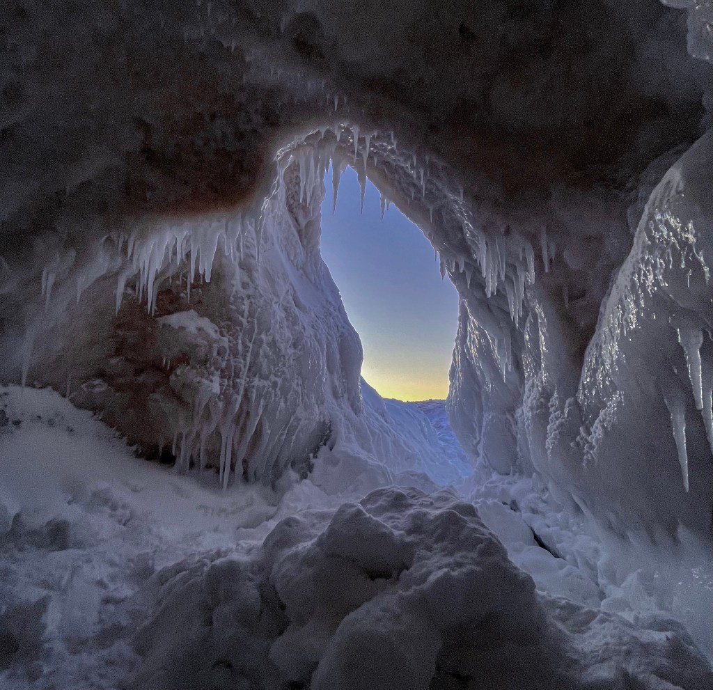 Empire Ice Caves by Robin Lane